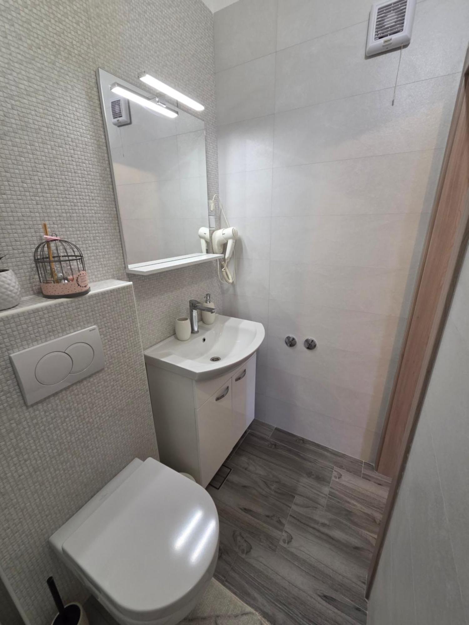 Apartments & Rooms Nensi Baska  Exterior photo